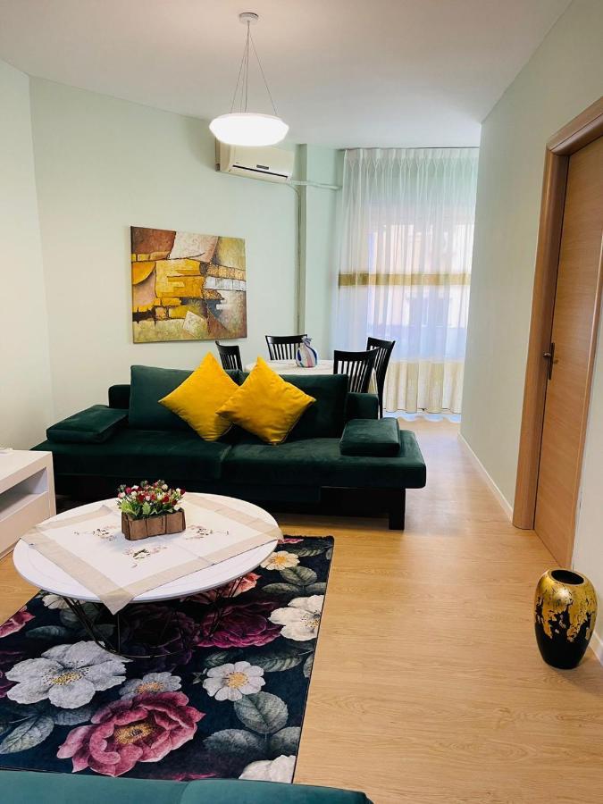 Appartamento New In Center Of *
